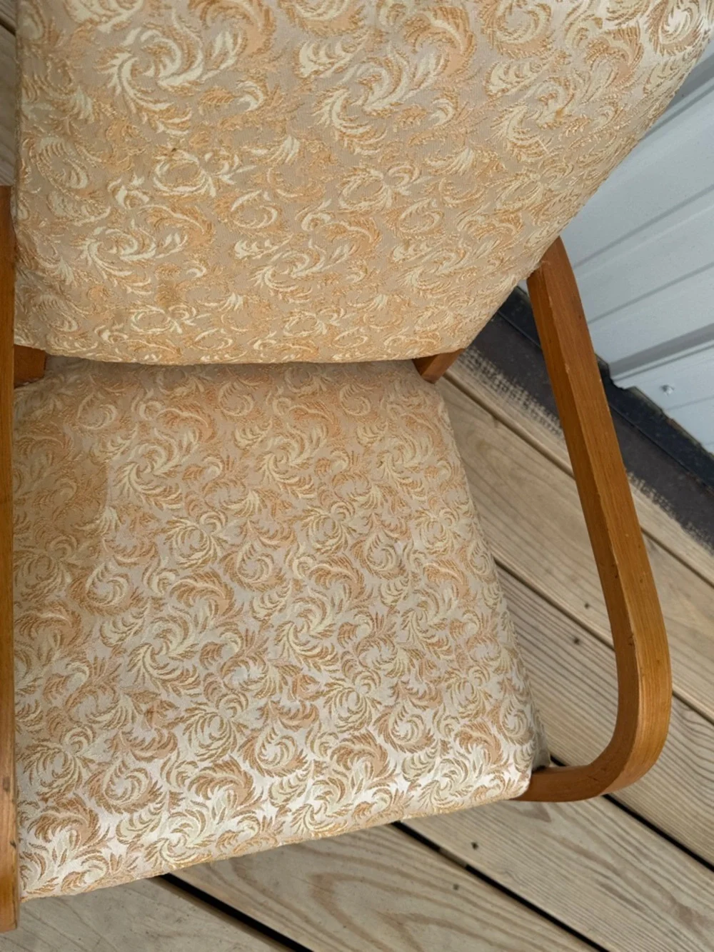 Children’s Vtg Handmade Rocking Chair in Cream Swirl Fabric 23”x23”x16”